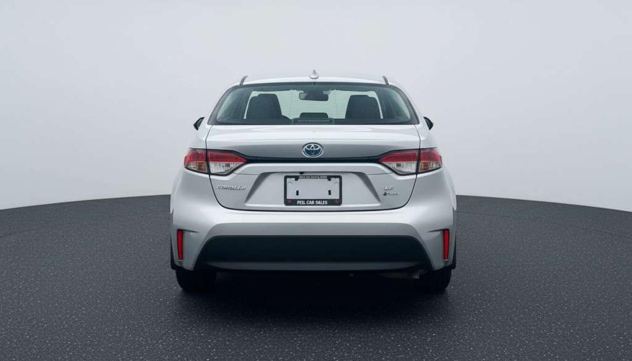 2025 Toyota Corolla LE   Apple Carplay   Cruise Control.   Heated Seats Photo2