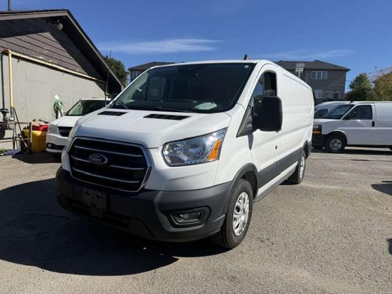 2020 Ford Transit Shelves, Divider, Low roof, Certfifie. Photo