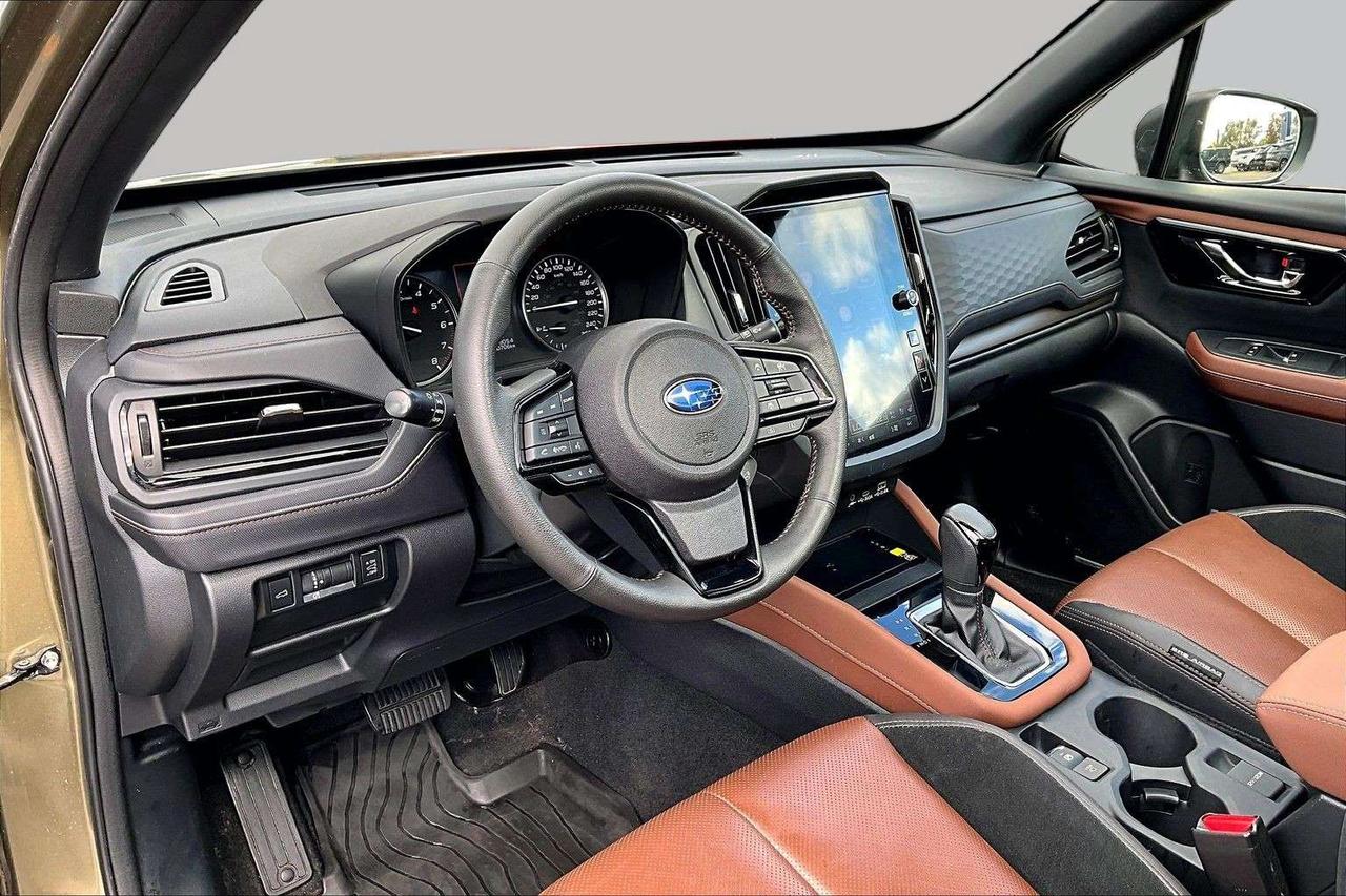 2025 Subaru Forester Premier   Remote Start   Leather   Heated Wheel Photo1