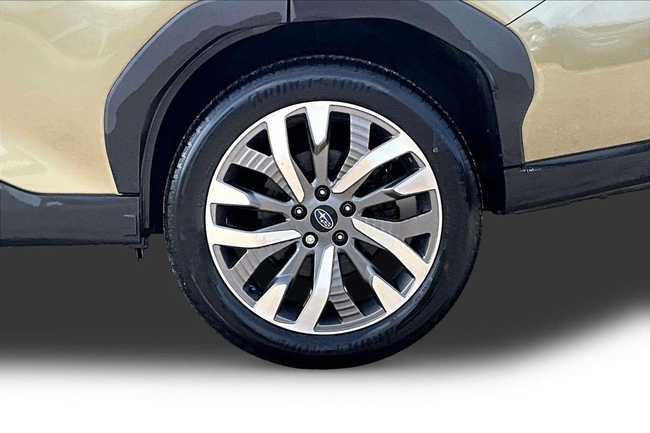 2025 Subaru Forester Premier   Remote Start   Leather   Heated Wheel Photo