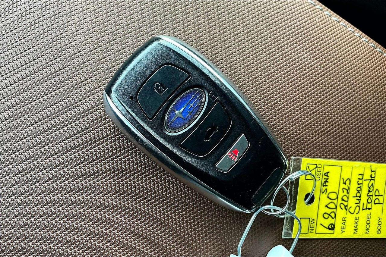 2025 Subaru Forester Premier   Remote Start   Leather   Heated Wheel Photo