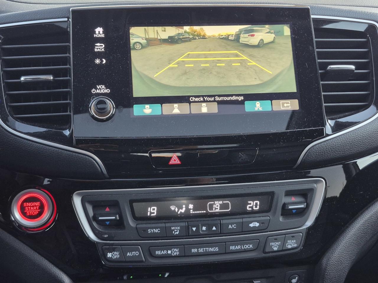 2019 Honda Pilot Touring Photo