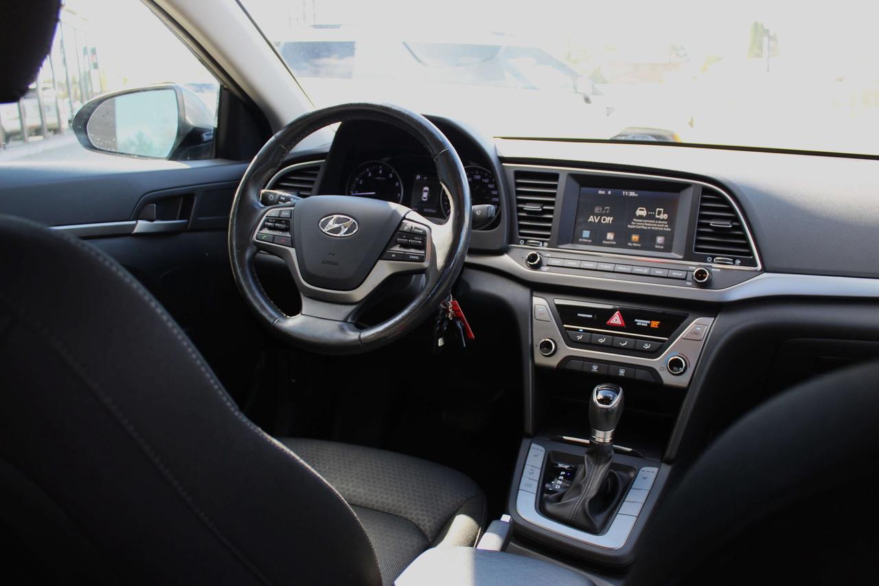 2017 Hyundai Elantra GL Photo