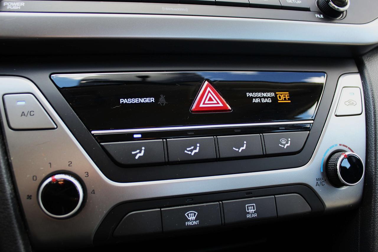 2017 Hyundai Elantra GL Photo