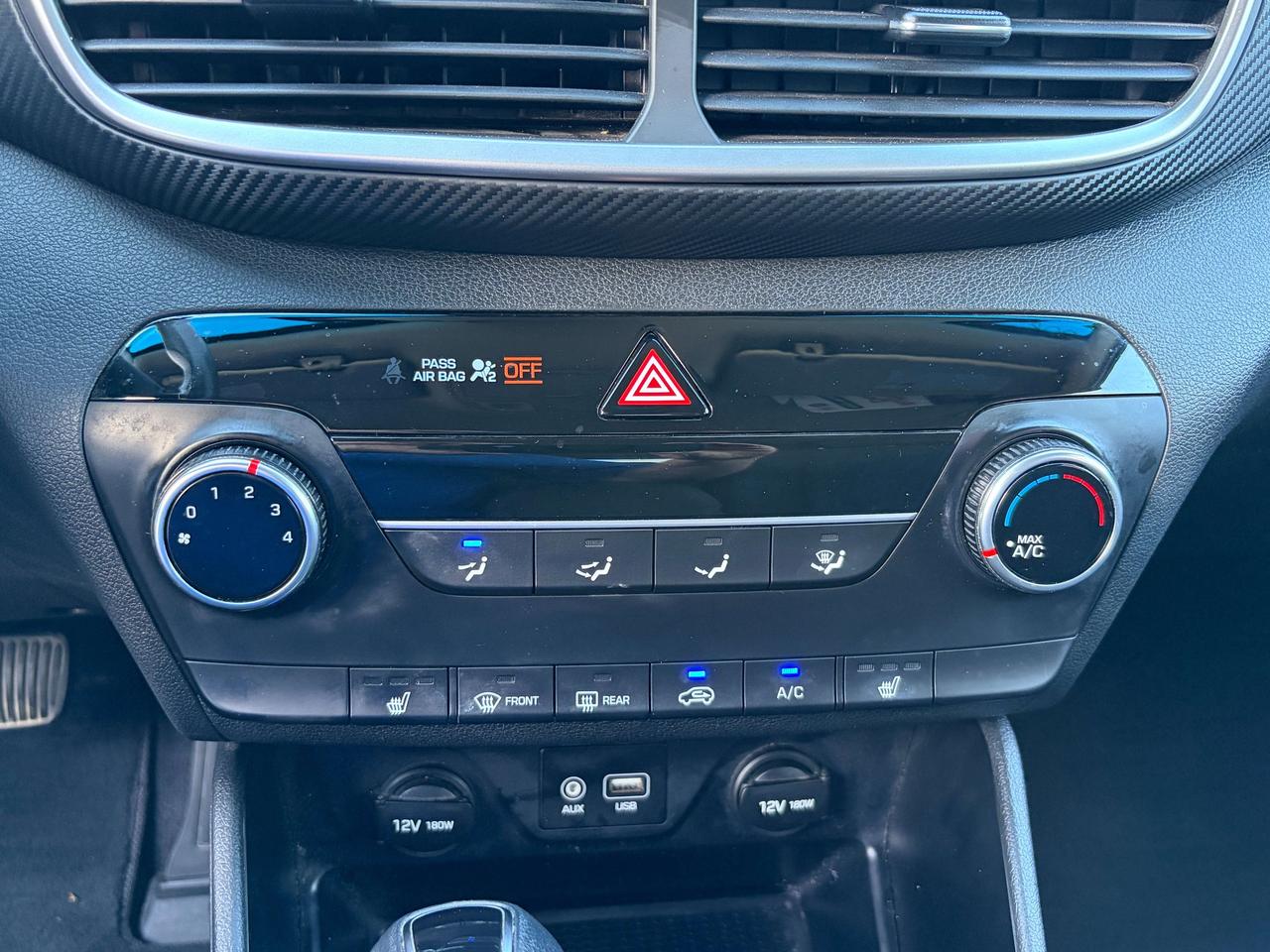 2019 Hyundai Tucson Essential   Clean Carfax   One Owner Photo