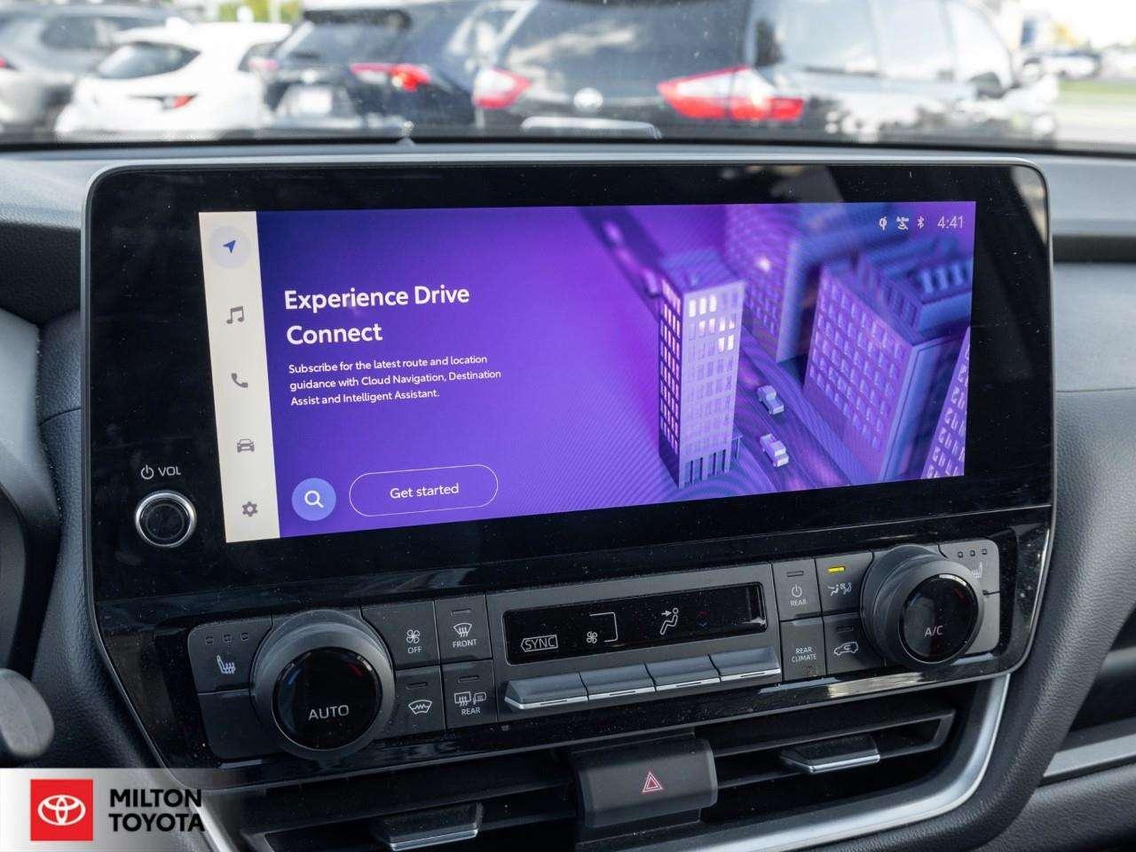 2024 Toyota Grand Highlander LEATHER HEATED STEERING WIRELESS CARPLAY 12.3 SCREEN 8 PASSENGER ONE OWNER TCUV XLE Photo