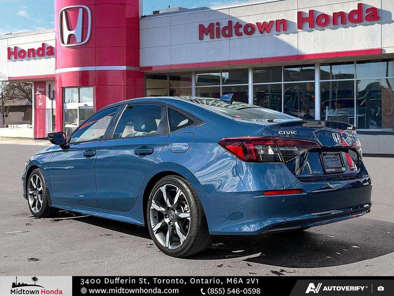 2025 Honda Civic Sport Touring eCVT Sedan Photo