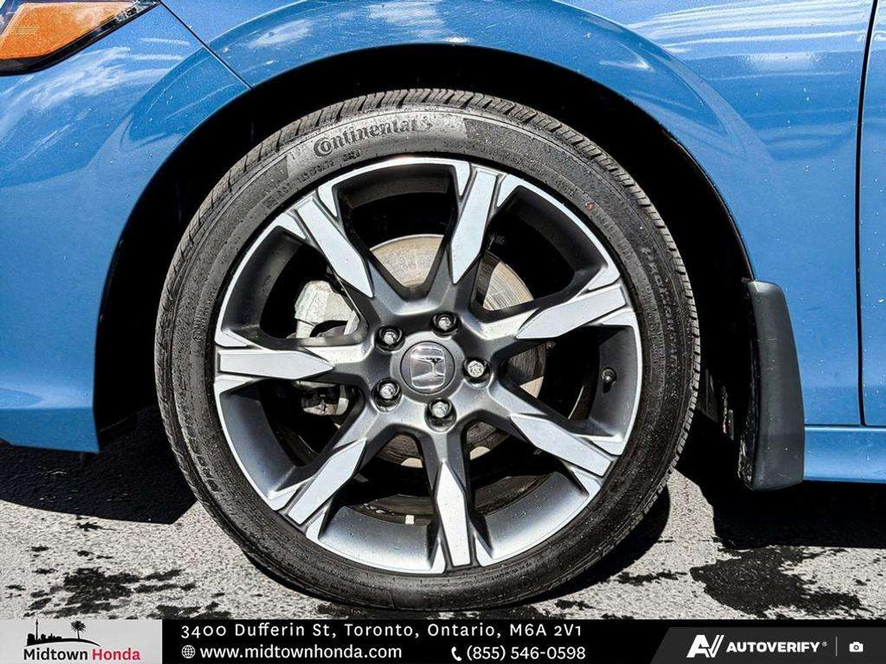 2025 Honda Civic Sport Touring eCVT Sedan Photo