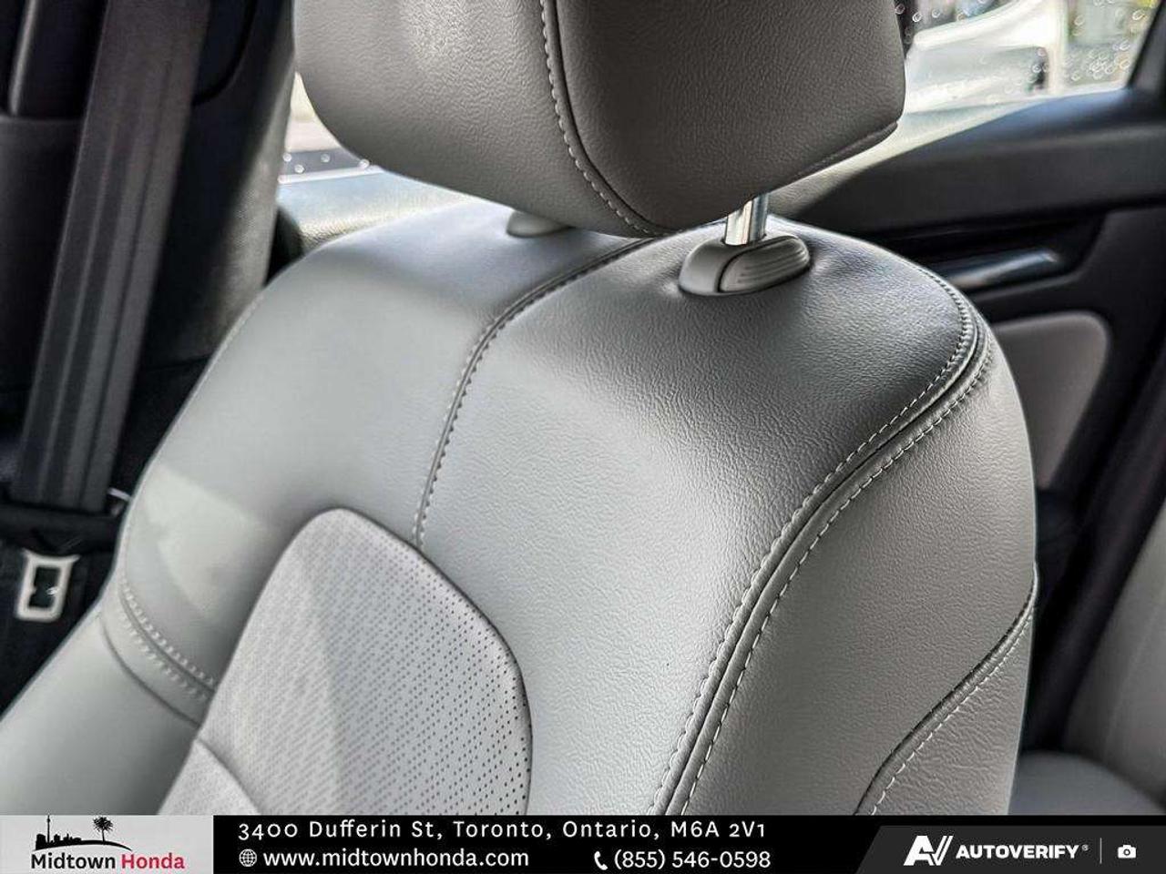 2025 Honda Civic Sport Touring eCVT Sedan Photo
