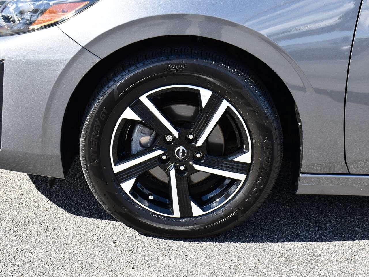 2024 Nissan Sentra SV Photo