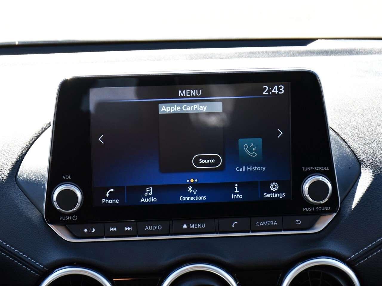 2024 Nissan Sentra SV Photo