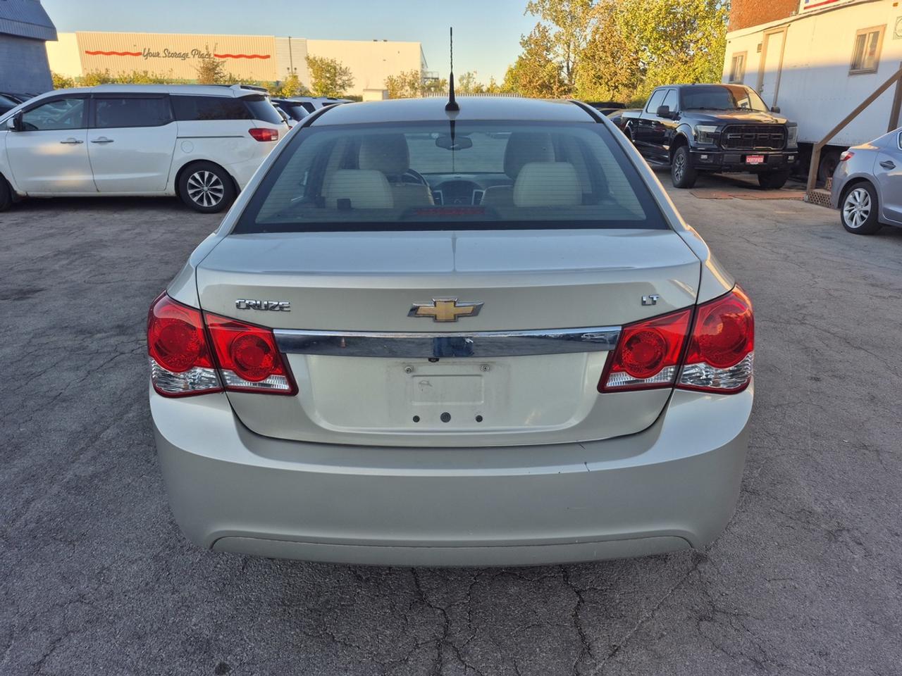 2014 Chevrolet Cruze 2LT Photo