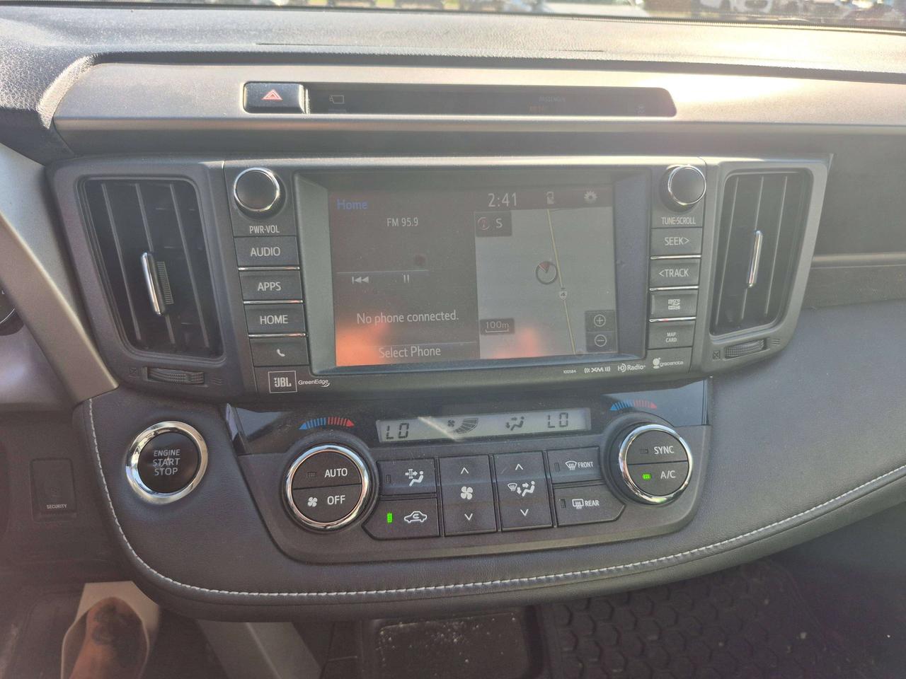 2016 Toyota RAV4 Limited **AS IS** Photo4