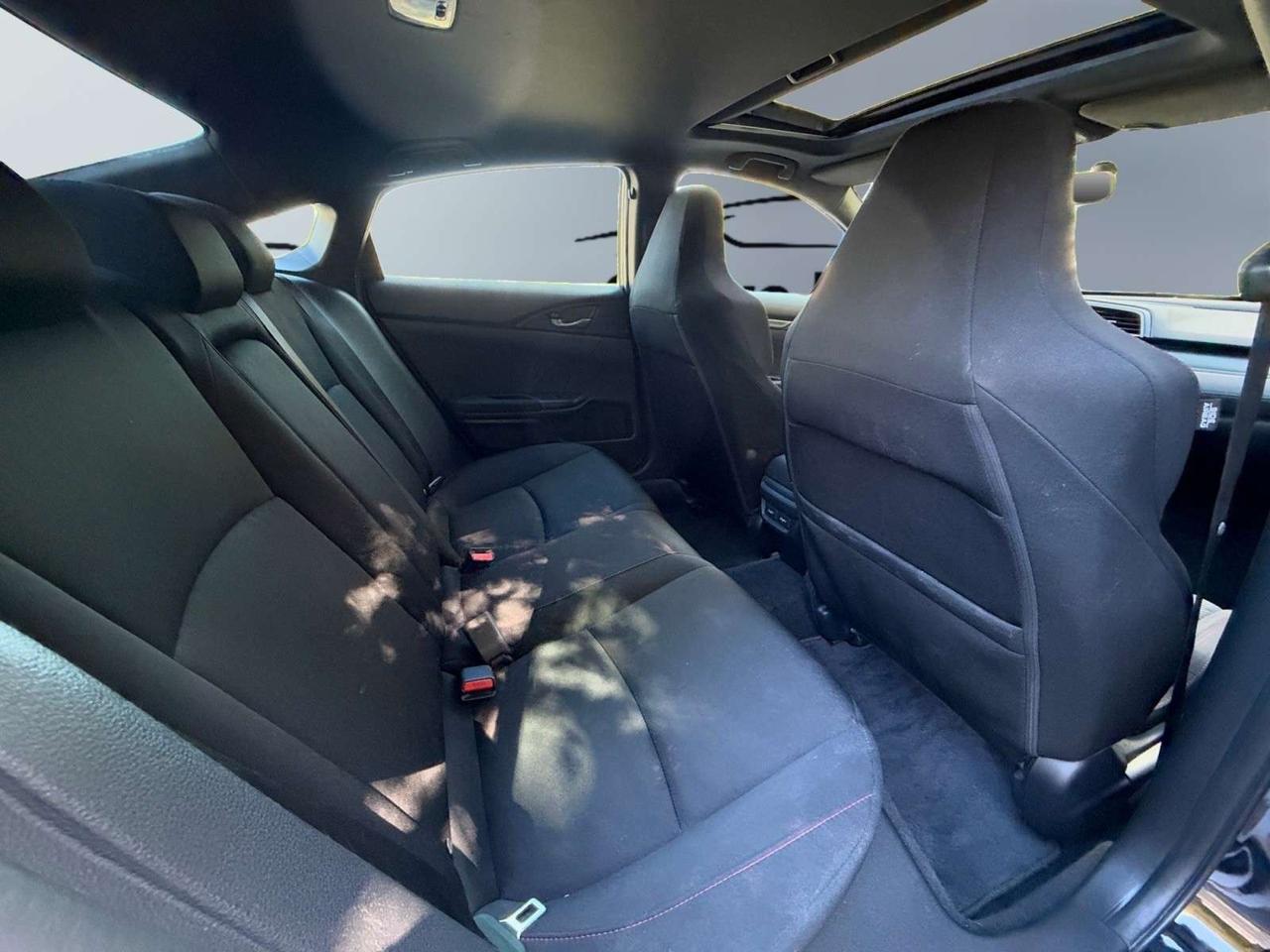 2019 Honda Civic Manual * CARPLAY / NAVIGATION / SUNROOF / CAMERA / SPOILER Photo