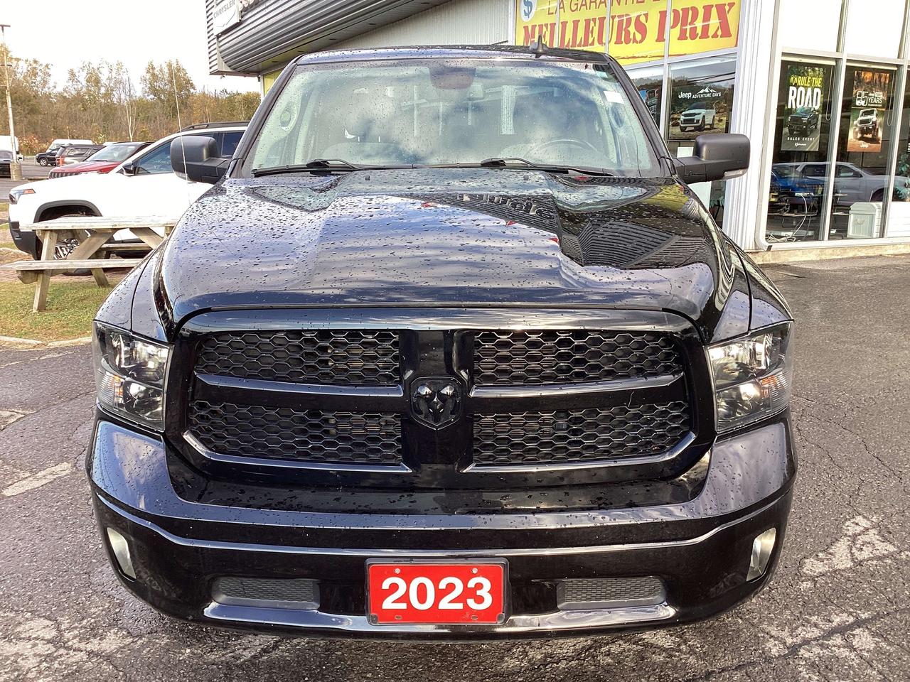 2023 RAM 1500 SLT W/SUNROOF Photo