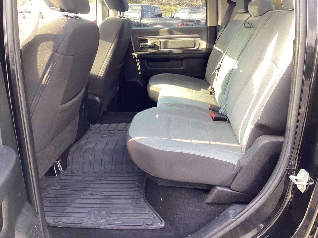 2023 RAM 1500 SLT W/SUNROOF Photo
