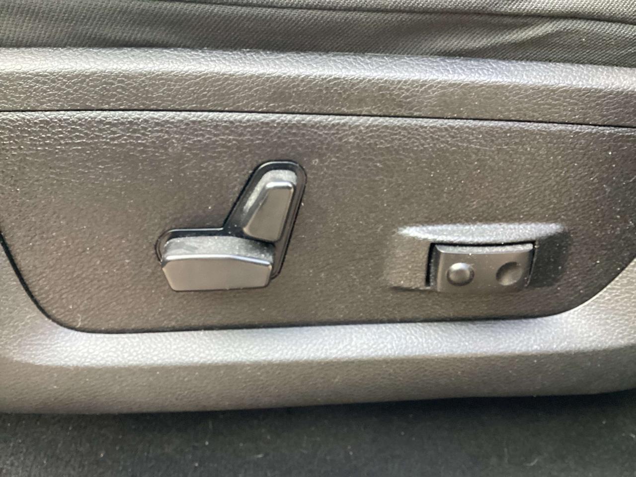 2023 RAM 1500 SLT W/SUNROOF Photo