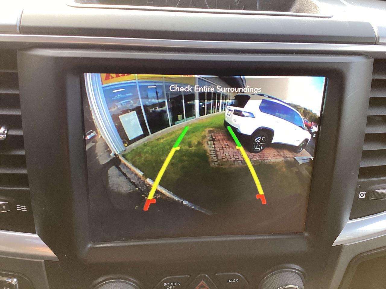 2023 RAM 1500 SLT W/SUNROOF Photo