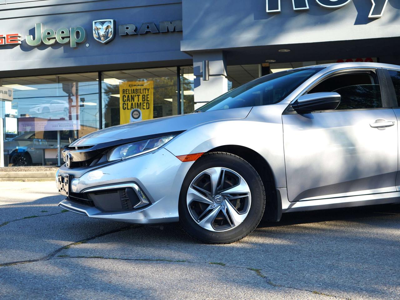 2019 Honda Civic LX Photo1