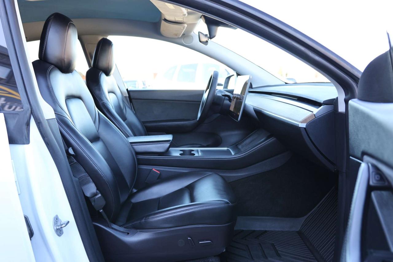 2021 Tesla Model Y LONG RANGE-DUAL MOTOR-AWD/AUTOPILOT/DRIVER ASSIST/STANDARD CONNECTIVITY/HEATED SEATS & STEERING/DASHCAM/KEYLESS/PANOROOF Photo