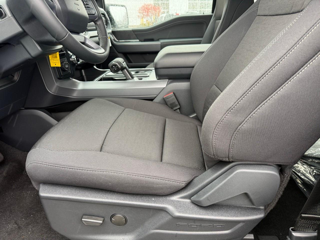 2026 Ford F-150 XLT 4WD SuperCrew 5.5' Box Photo