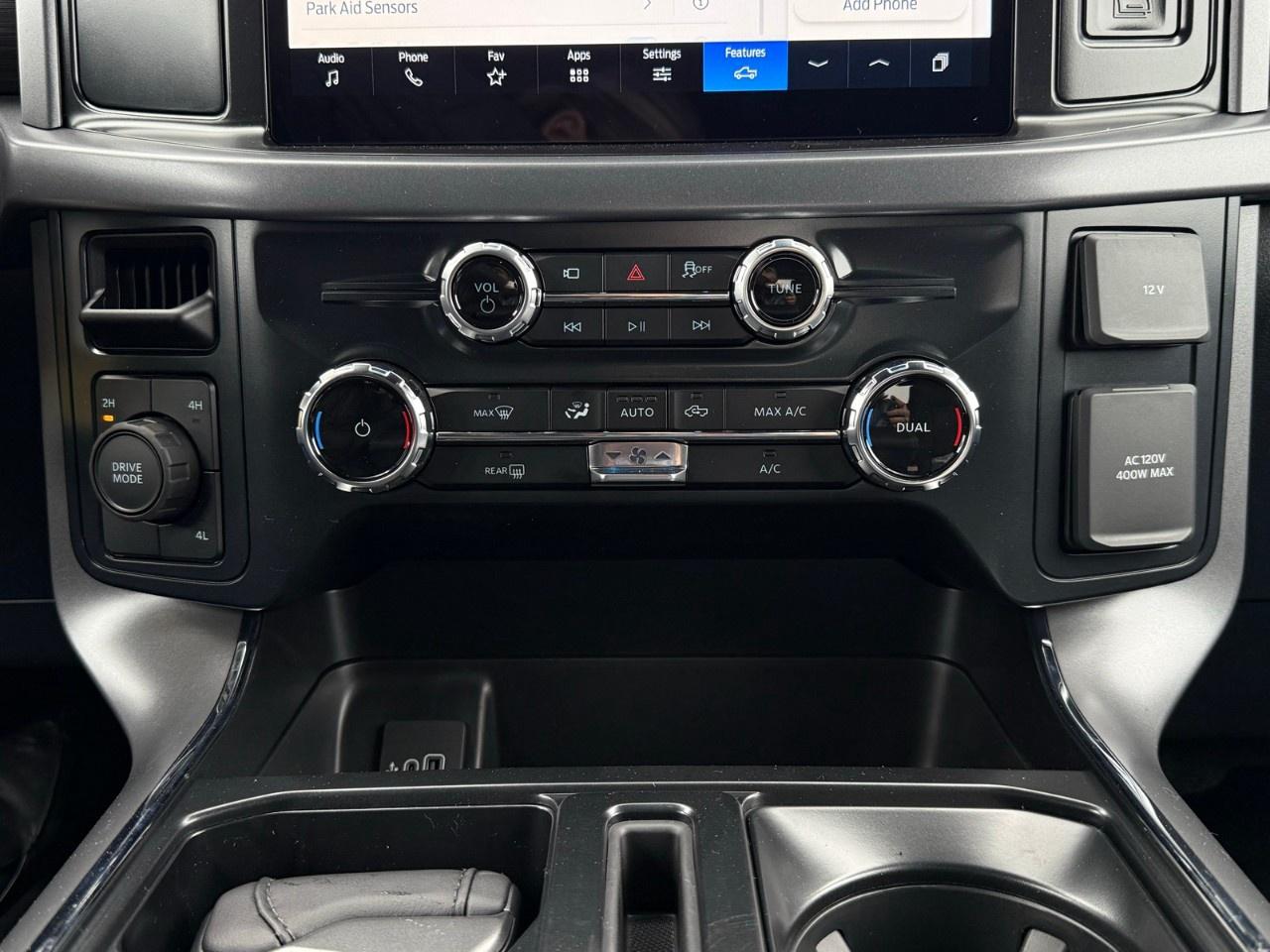 2026 Ford F-150 XLT 4WD SuperCrew 5.5' Box Photo