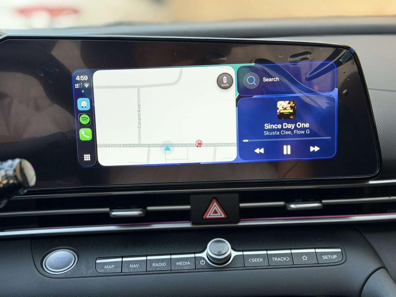 2025 Hyundai Elantra Preferred with Tech Package Pearl White   Amb Light   Navi   Lane Assist Photo