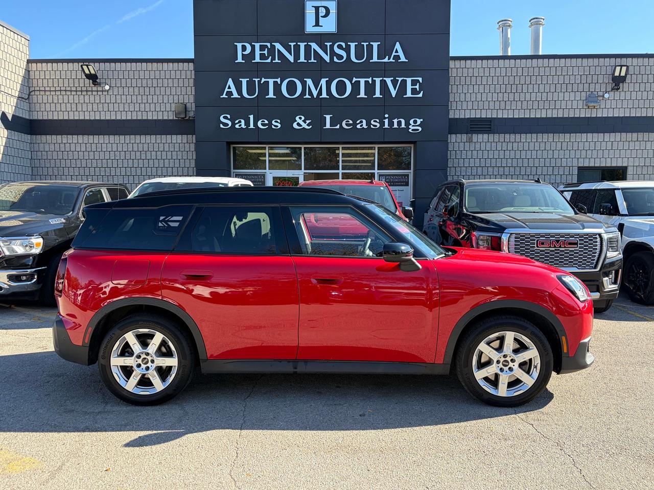 2026 MINI Countryman COOPER S, PREMIER +, HEADS UP, HARMON KARDON, PANO Photo