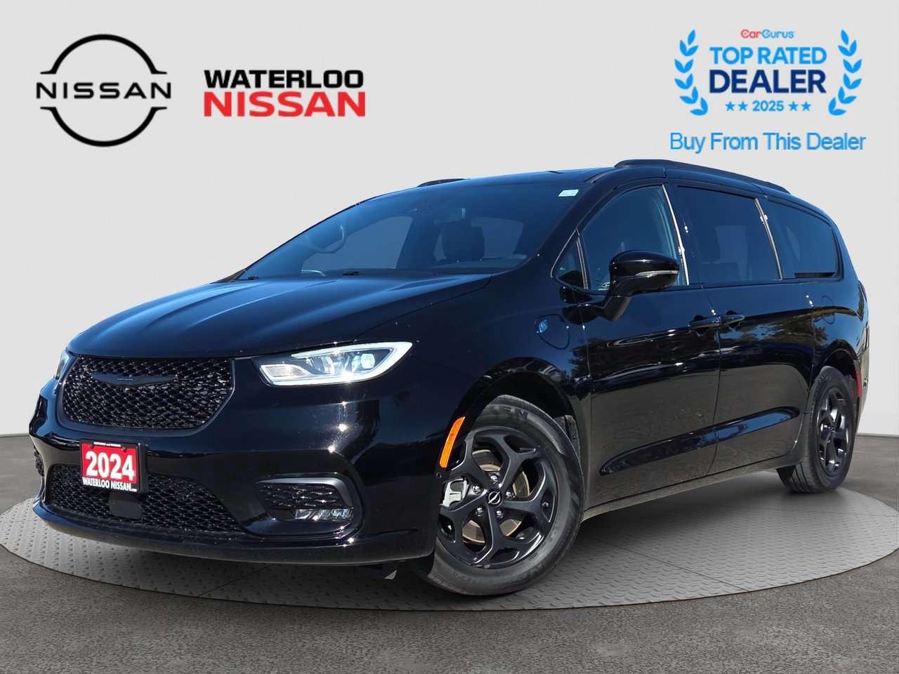 2024 Chrysler Pacifica Premium S Appearance Photo
