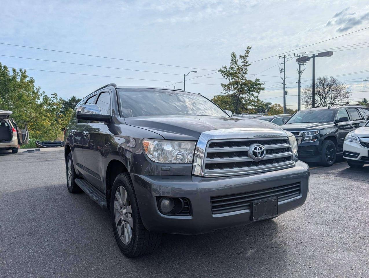 2014 Toyota Sequoia Limited Photo0