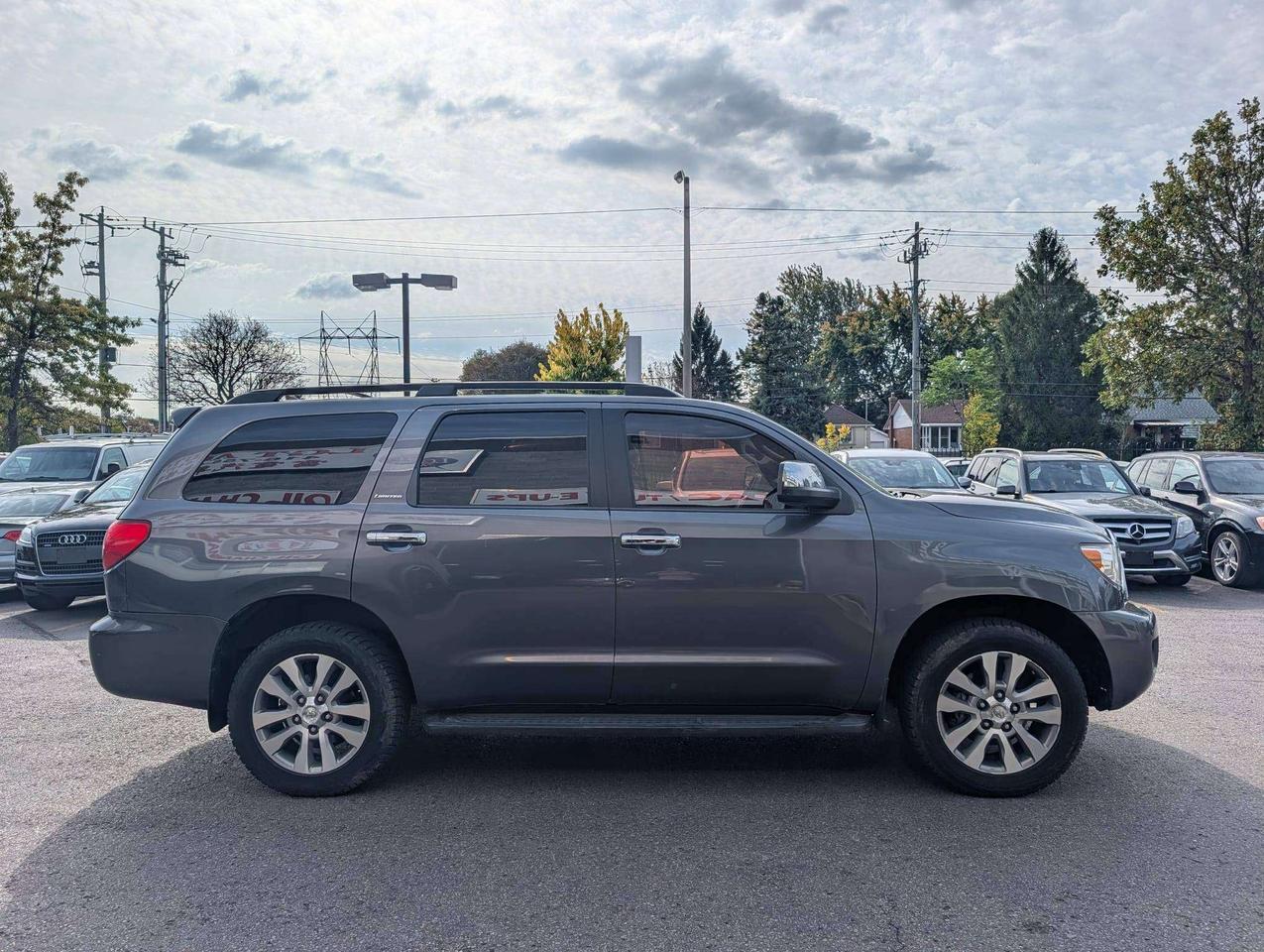 2014 Toyota Sequoia Limited Photo