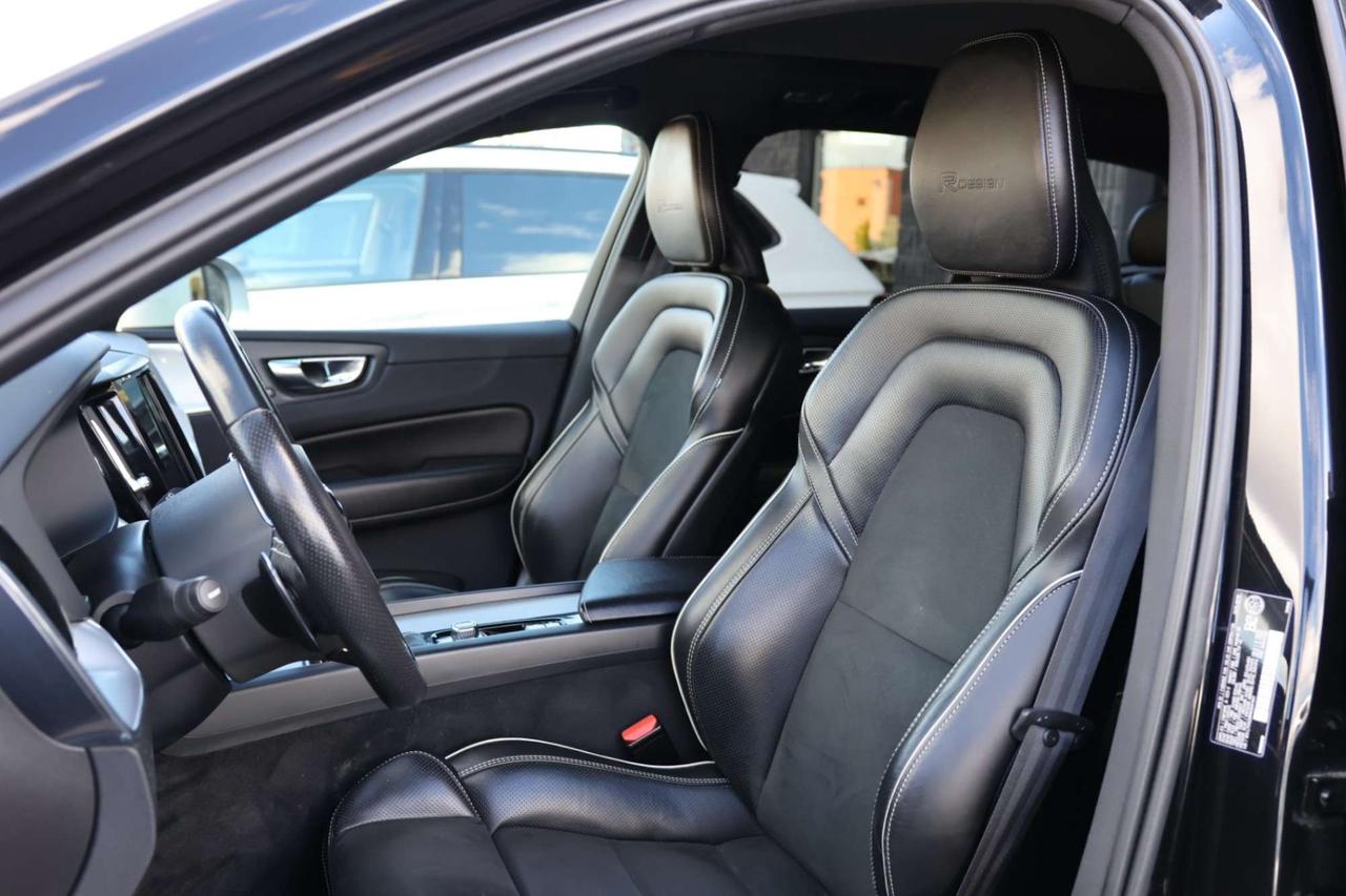 2019 Volvo XC60 T6-AWD-R DESIGN/360CAM/NAV/ADAPT CRUISE/BLIS/FCW/LKA/LEATHER&SUED/H SEATS/CARPLAY/KEYLESS/PANOROOF Photo
