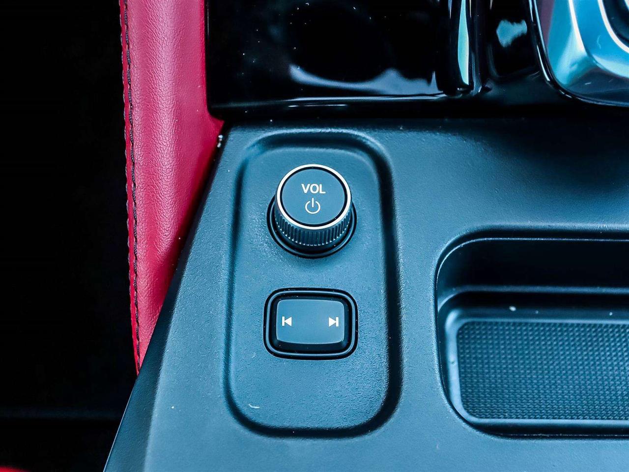 2025 Acura MDX PLAT ELITE ASPEC   LOADED   CARPLAY   HUD   360 CA Photo