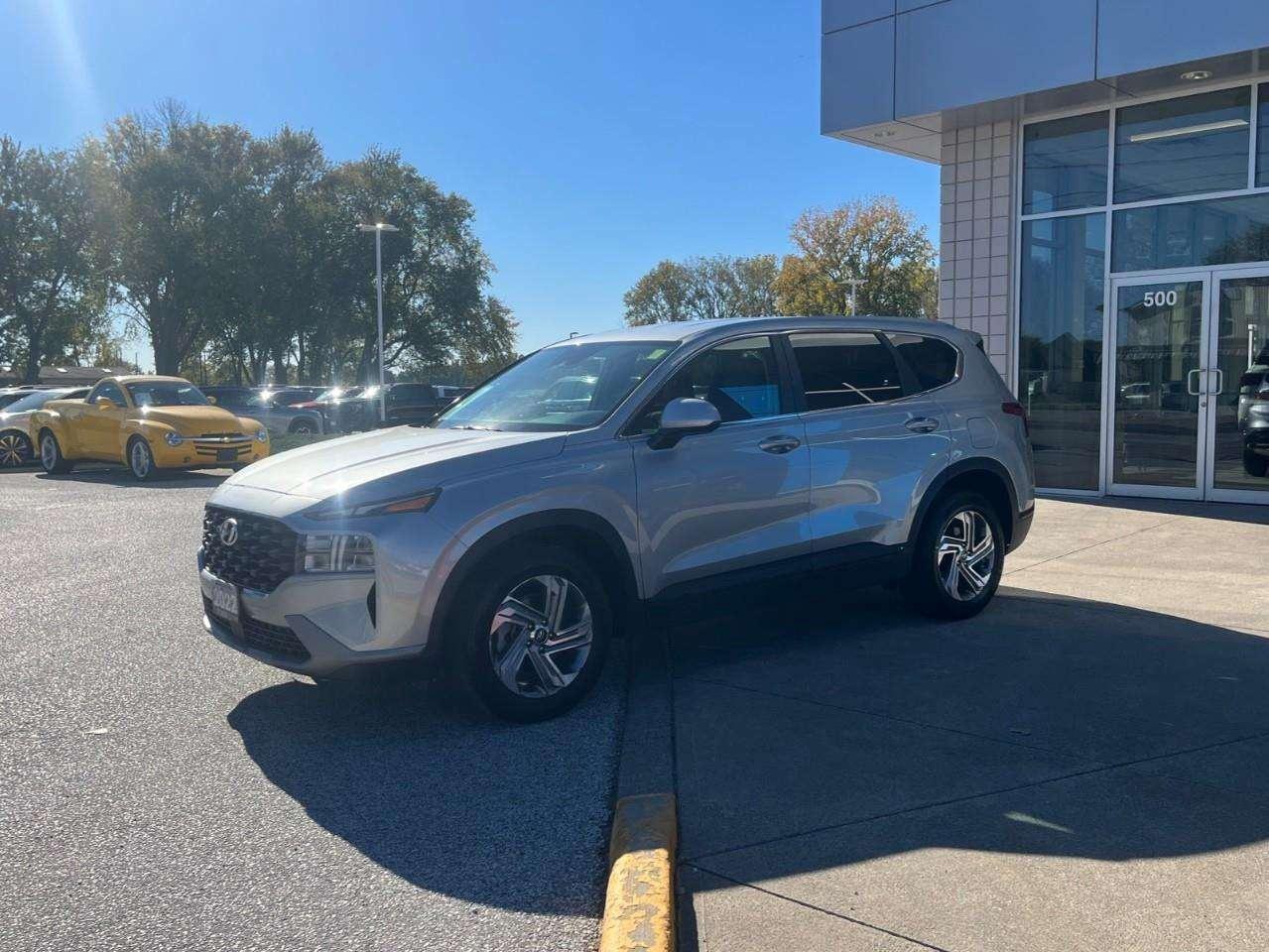 2022 Hyundai Santa Fe SE GREAT VALUE LOCAL TRADE Photo0