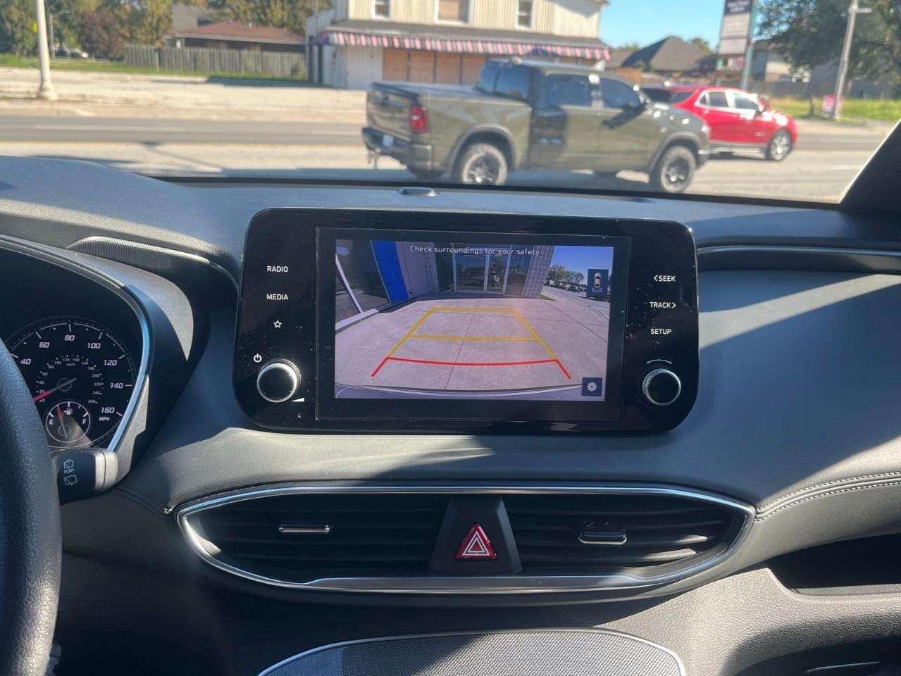 2022 Hyundai Santa Fe SE GREAT VALUE LOCAL TRADE Photo