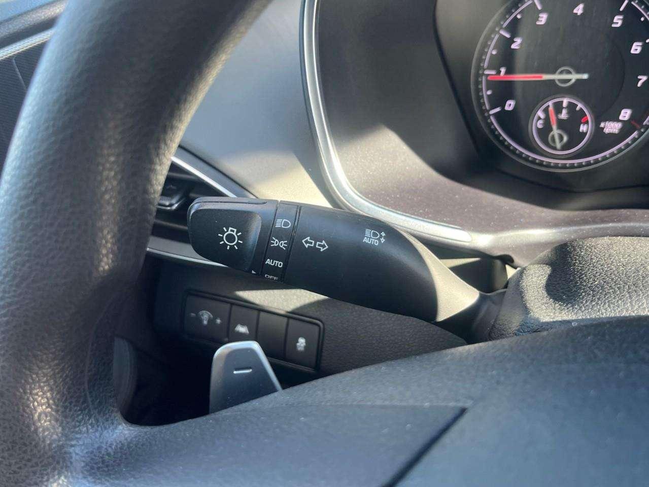 2022 Hyundai Santa Fe SE GREAT VALUE LOCAL TRADE Photo