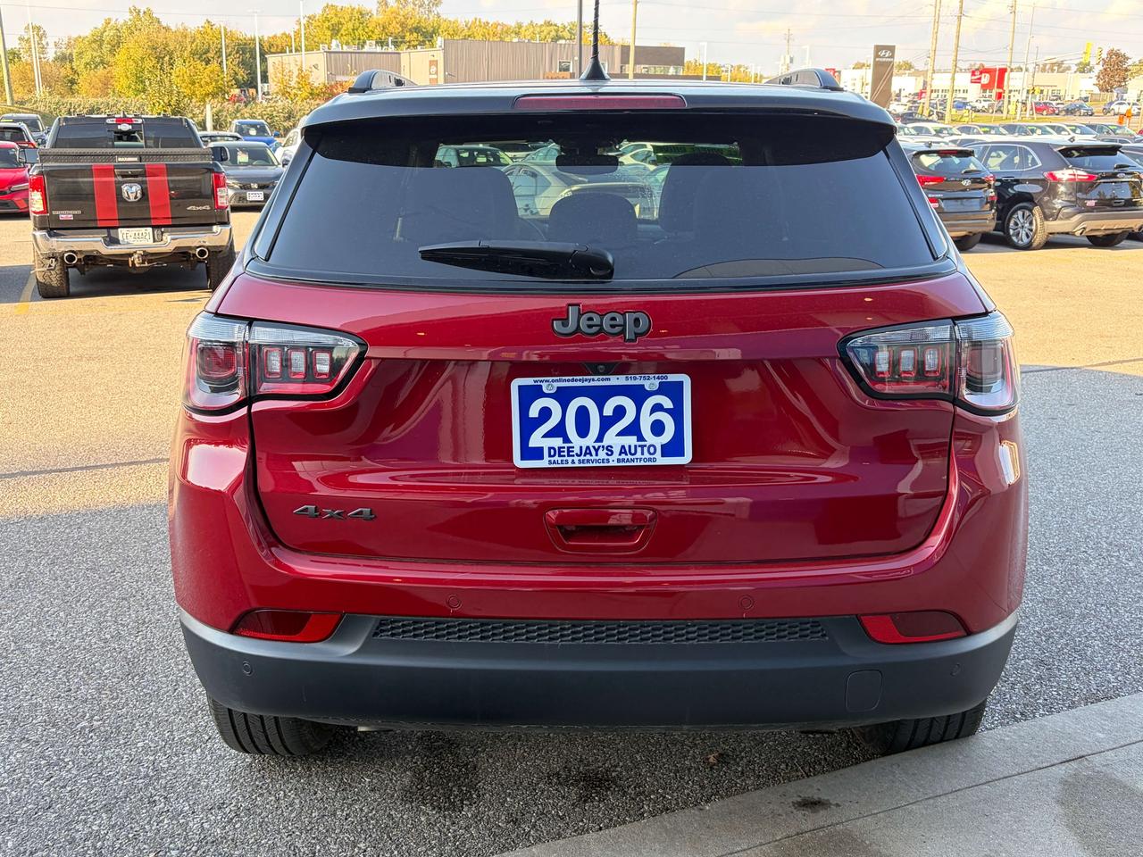 2026 Jeep Compass Limited AWD   NAV   Clean Carfax Photo5