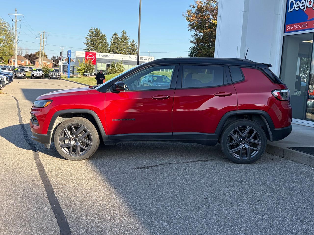 2026 Jeep Compass Limited AWD   NAV   Clean Carfax Photo