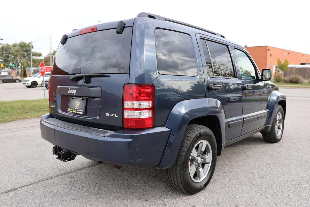 2008 Jeep Liberty SPORT-4WD/CRUISE CONTROL/POWER WINDOWS & MIRRORS/CD PLAYER/AUX/SATELLITE RADIO/TOW HITCH Photo