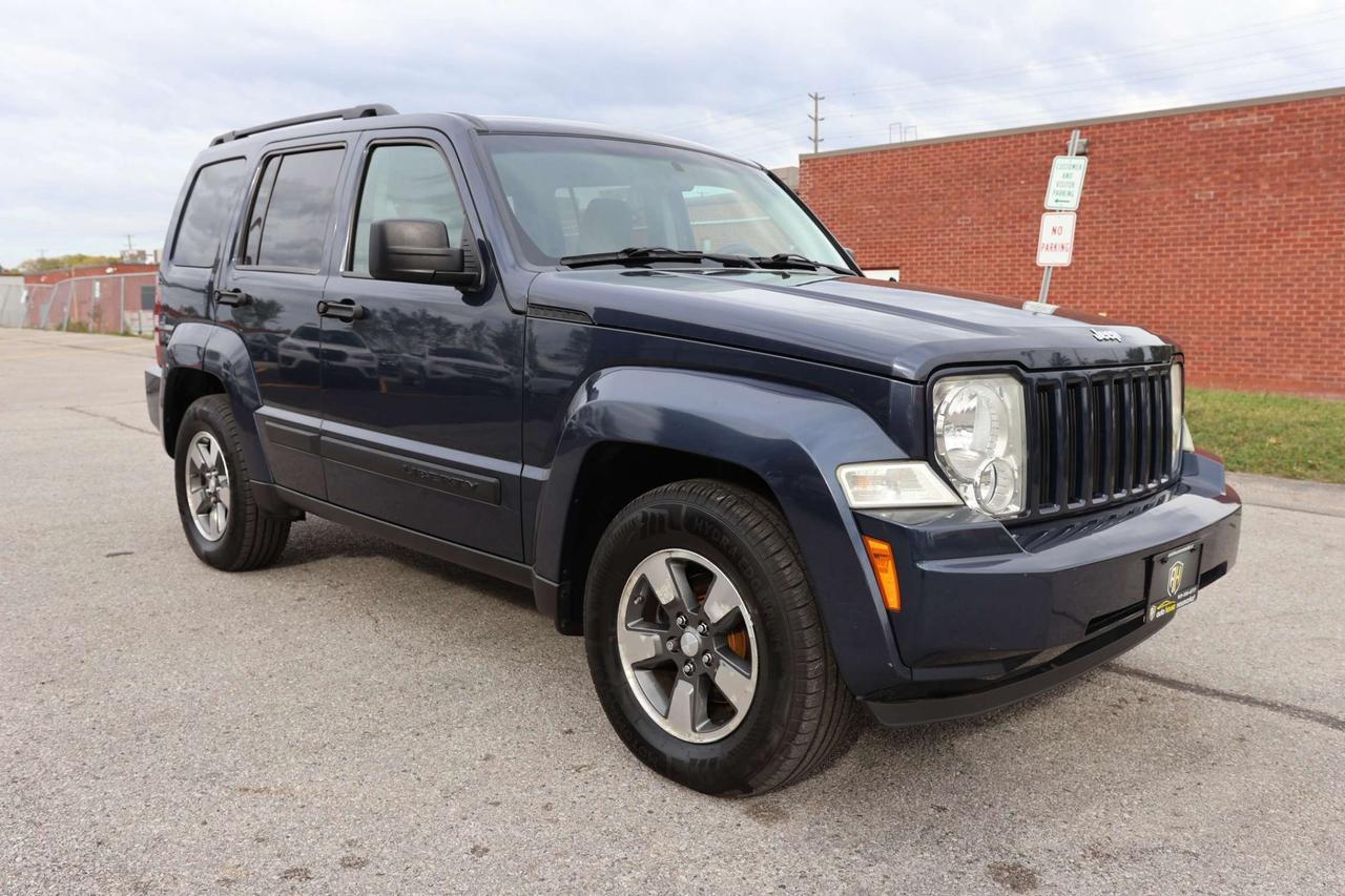 2008 Jeep Liberty SPORT-4WD/CRUISE CONTROL/POWER WINDOWS & MIRRORS/CD PLAYER/AUX/SATELLITE RADIO/TOW HITCH Photo