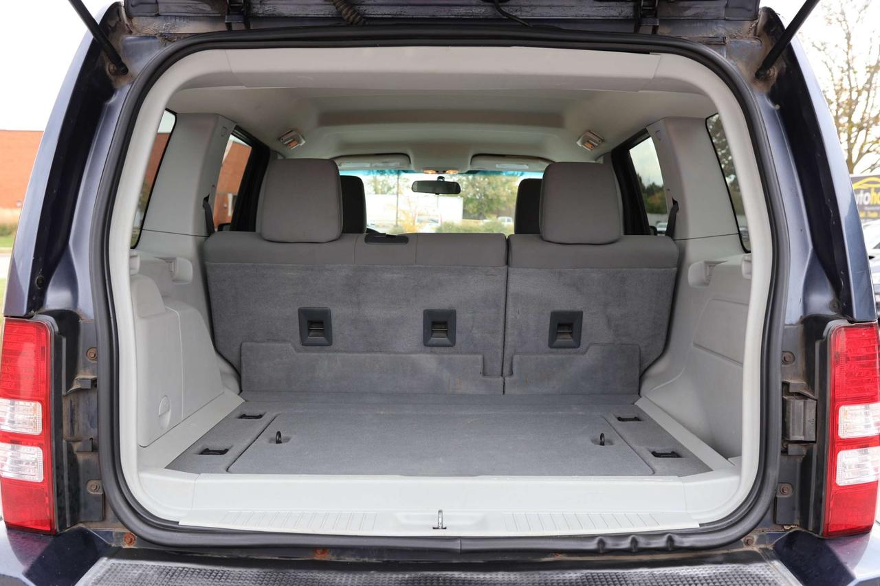 2008 Jeep Liberty SPORT-4WD/CRUISE CONTROL/POWER WINDOWS & MIRRORS/CD PLAYER/AUX/SATELLITE RADIO/TOW HITCH Photo