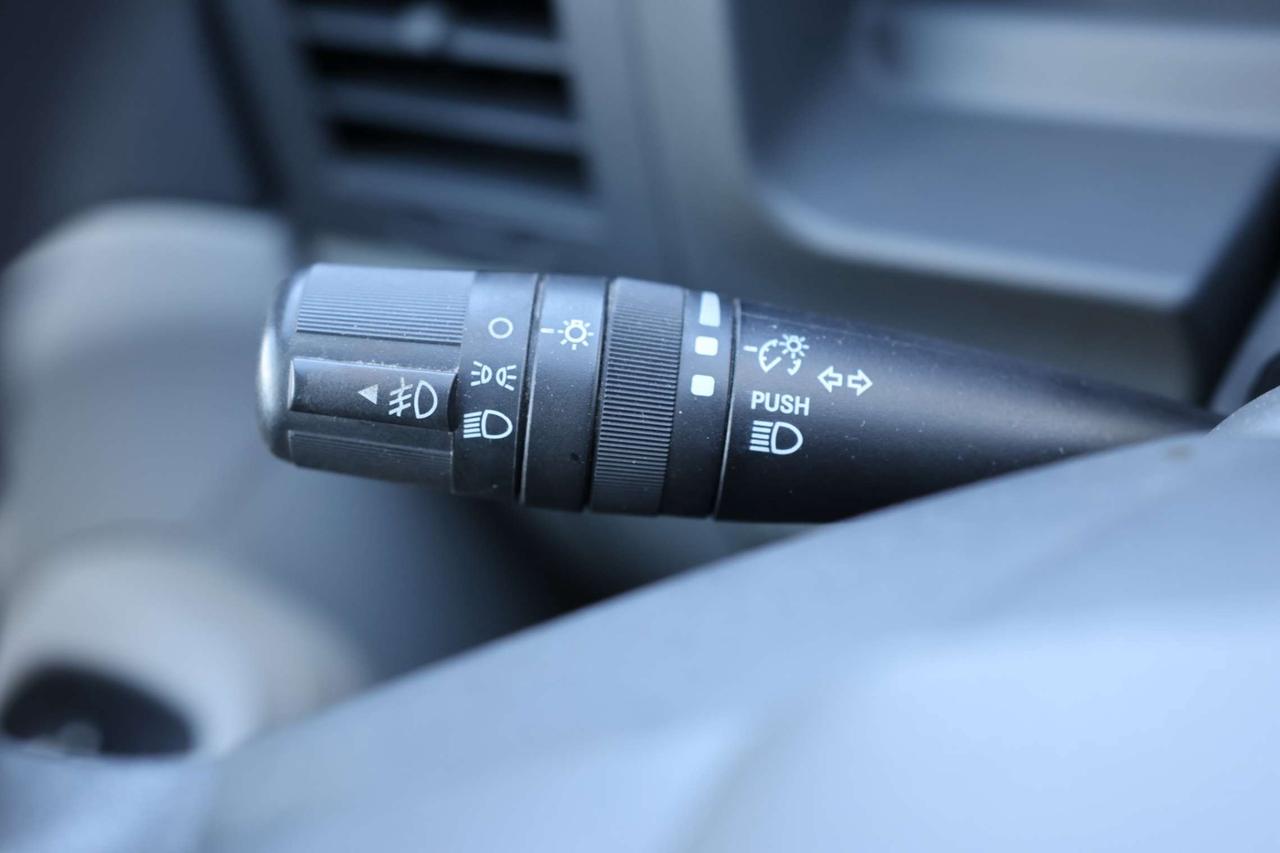 2008 Jeep Liberty SPORT-4WD/CRUISE CONTROL/POWER WINDOWS & MIRRORS/CD PLAYER/AUX/SATELLITE RADIO/TOW HITCH Photo