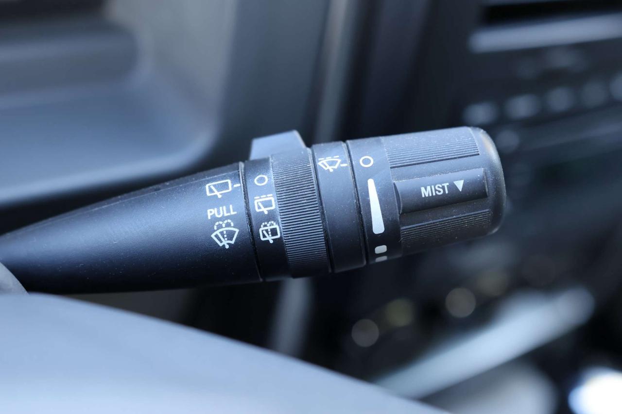 2008 Jeep Liberty SPORT-4WD/CRUISE CONTROL/POWER WINDOWS & MIRRORS/CD PLAYER/AUX/SATELLITE RADIO/TOW HITCH Photo