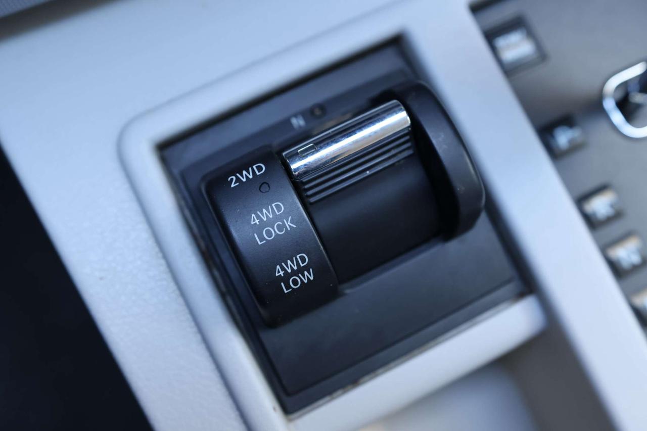 2008 Jeep Liberty SPORT-4WD/CRUISE CONTROL/POWER WINDOWS & MIRRORS/CD PLAYER/AUX/SATELLITE RADIO/TOW HITCH Photo