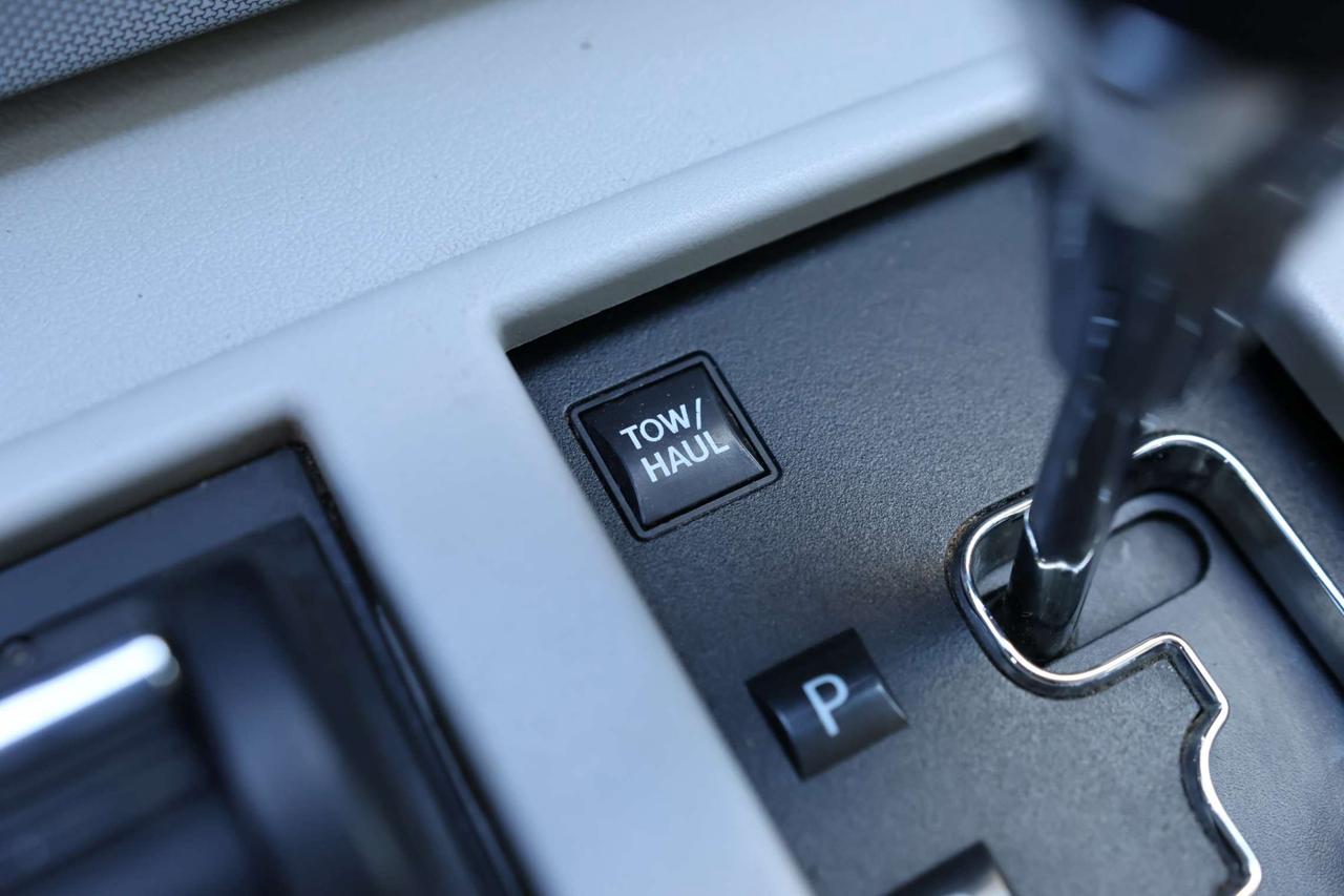 2008 Jeep Liberty SPORT-4WD/CRUISE CONTROL/POWER WINDOWS & MIRRORS/CD PLAYER/AUX/SATELLITE RADIO/TOW HITCH Photo