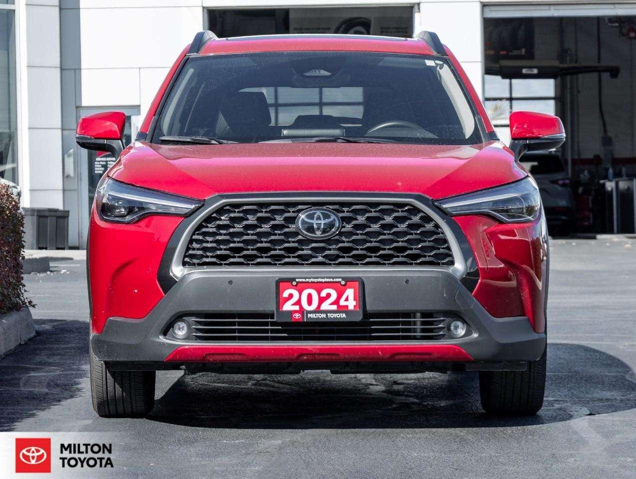 2024 Toyota Corolla Cross LEATHER SUNROOF HEATED STEERING JBL ONE OWNER TCUV XLE Photo1