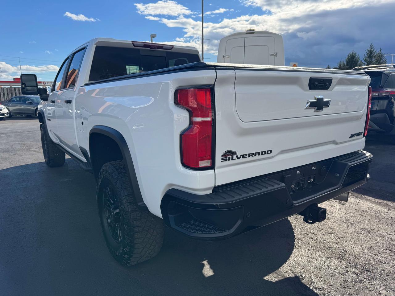 2026 Chevrolet Silverado 2500 ZR2 - Diesel - Low KM Photo