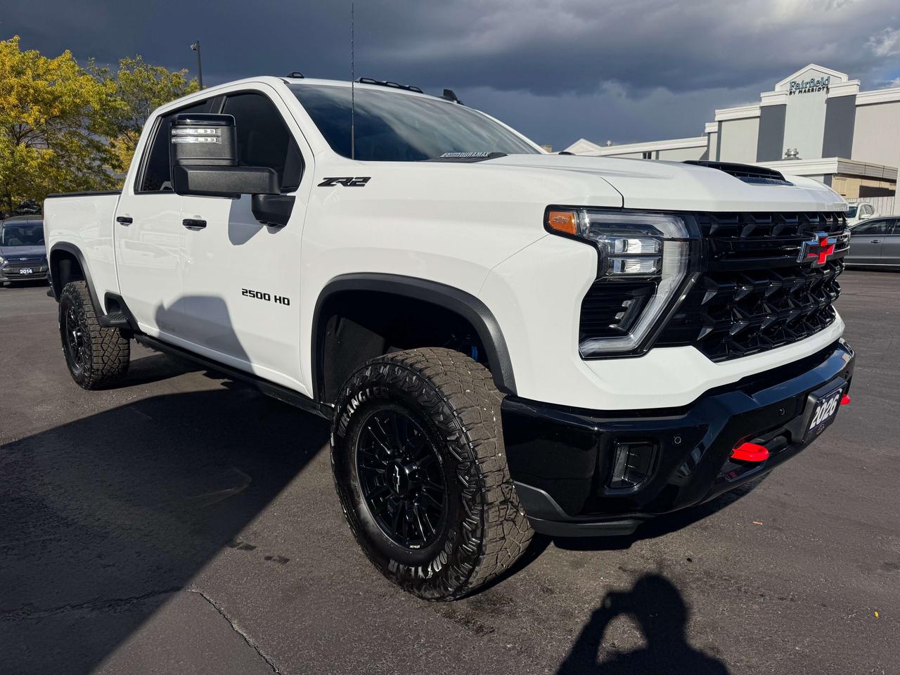 2026 Chevrolet Silverado 2500 ZR2 - Diesel - Low KM Photo