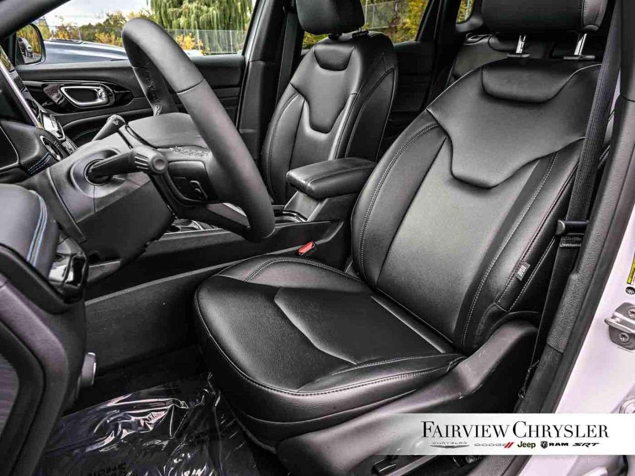 2026 Jeep Compass Limited 4x4 PANO ROOF   LEATHER   CARPLAY   HEATED SEATS   ALPINE   BLIND SPOT DETECTION   ADAPTIVE CRUISE CONTROL Photo