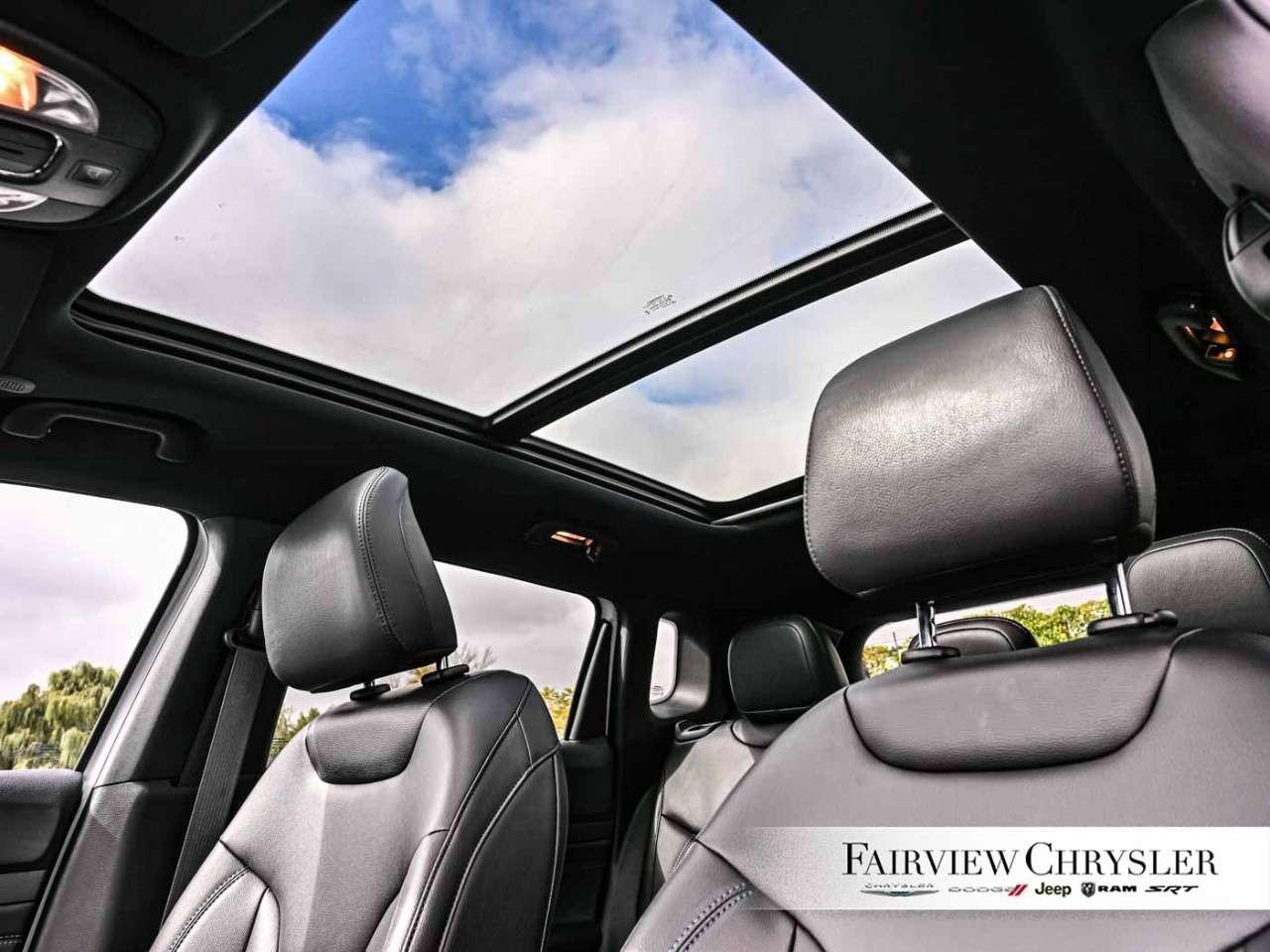 2026 Jeep Compass Limited 4x4 PANO ROOF   LEATHER   CARPLAY   HEATED SEATS   ALPINE   BLIND SPOT DETECTION   ADAPTIVE CRUISE CONTROL Photo